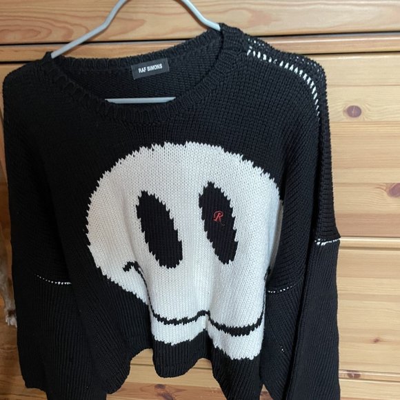 Raf Simons “Smiley Face”🙂 Cropped Oversized Sweater